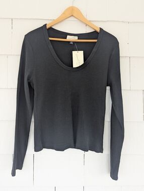 NWT Universal Thread Black Long Sleeve Top Size Medium